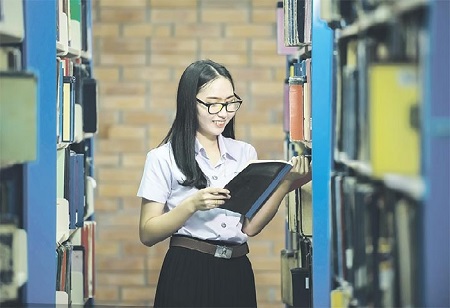 Filipino graduates aiming for multilingual mastery and profitable career